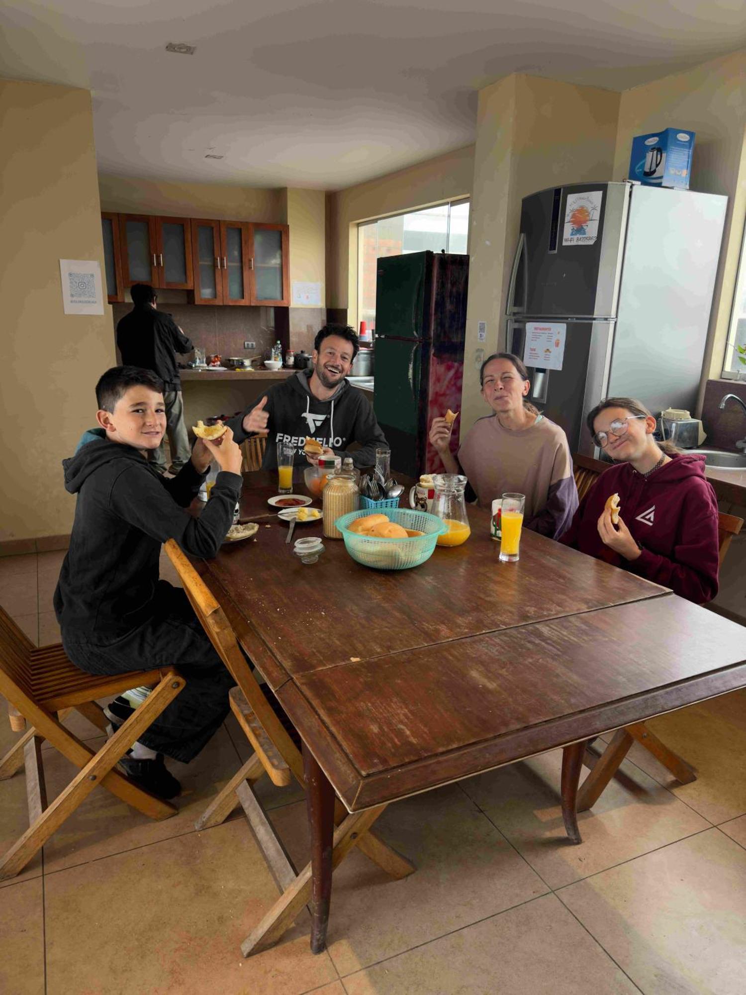 Yolo House Peru Bed and Breakfast Asia Εξωτερικό φωτογραφία