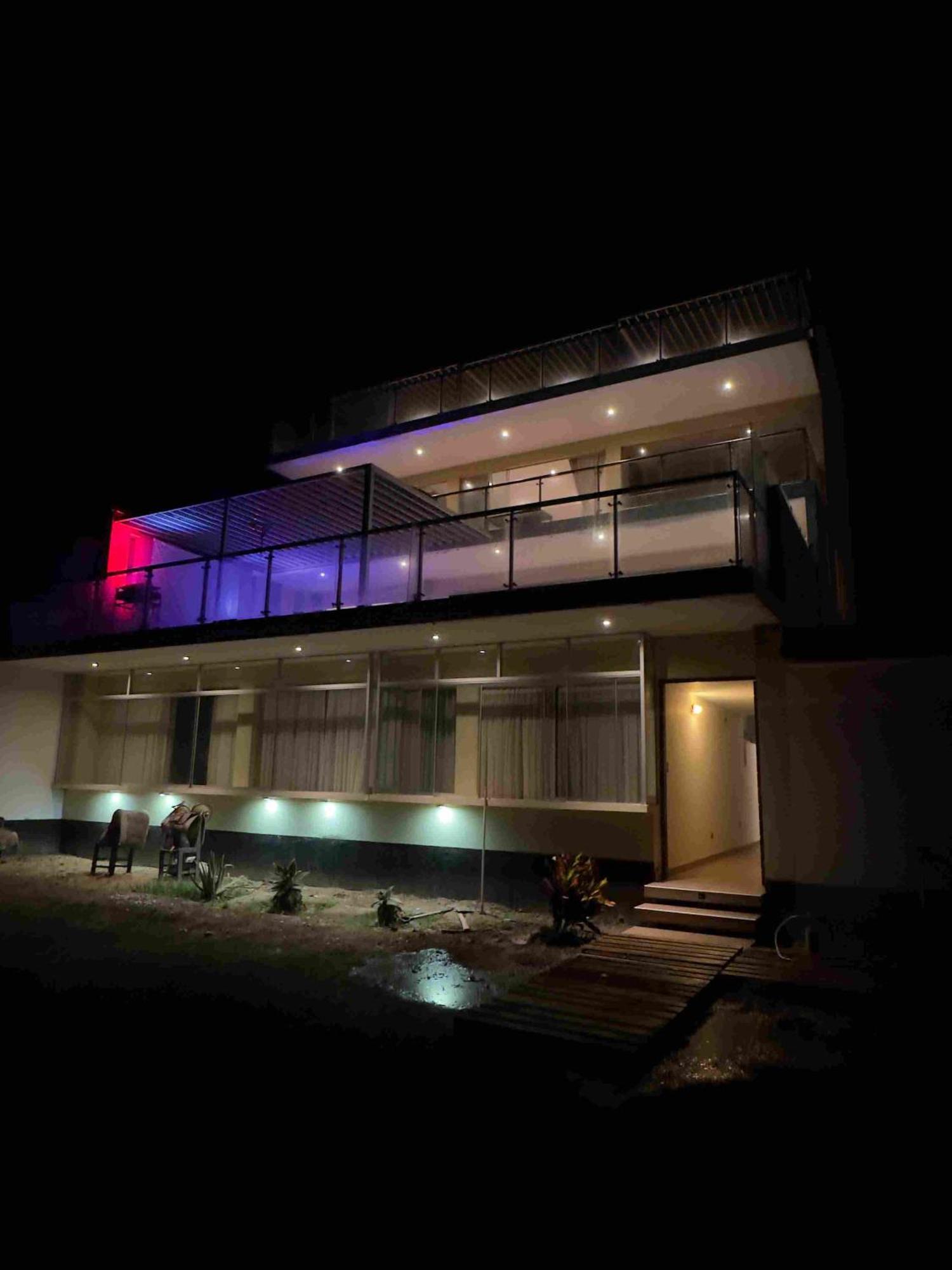 Yolo House Peru Bed and Breakfast Asia Εξωτερικό φωτογραφία